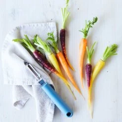 Eco Swivel Peeler -KitchenMaster 200804 44120 EFPeeler 002 WEB