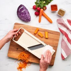 Super Vegetable Slicer 9.5cm -KitchenMaster 6 9c8d0050 8c6f 478c a03f 59f6f043cafb