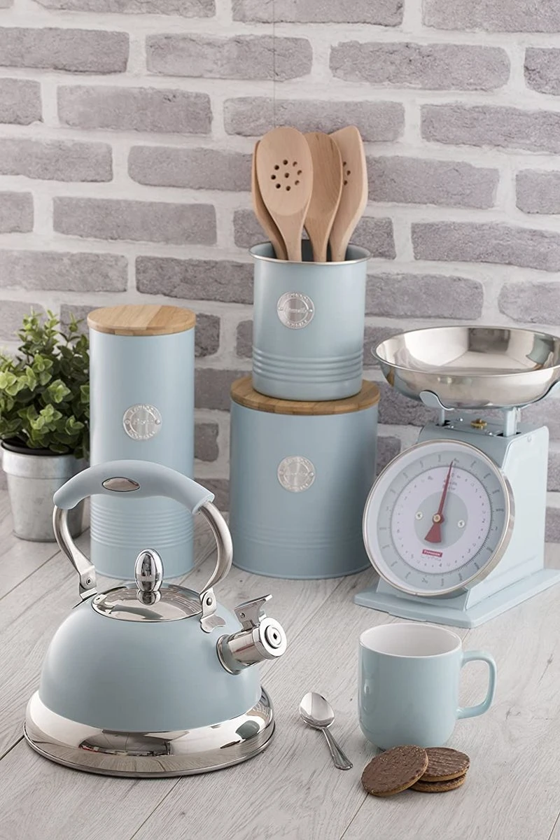 Typhoon Living Stove Kettle 2.5l Blue 3 Typhoon Living Stove Kettle 2.5l Blue - Image 3