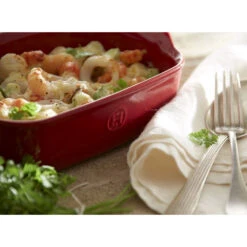 Emile Henry Rectangular Oven Large Dish - 42.5cm -KitchenMaster 96xx oven dish lifestyle hr 10 .1624023426 1 7db24249 49d7 433e 8441 897b61b22b76