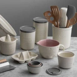 Mason Cash Innovative Kitchen Roller Shaker -KitchenMaster Mason Cash Innovative Kitchen Roller Shaker 30x7 5cm 5 2000px