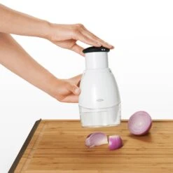 OXO Good Grips Chopper White -KitchenMaster OXO Good Grips Chopper 12 2000px