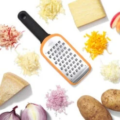 OXO Good Grips Etched Coarse Grater -KitchenMaster Oxo Good Grips Etched Coarse Grater 6 2000px
