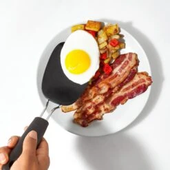 Oxo Good Grips Nylon Flexible Turner Small Black -KitchenMaster Oxo Good Grips Nylon Flexible Turner 4 2000px