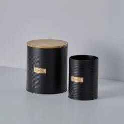 Typhoon Otto Cookie Storage 3.4L Black 5 Typhoon Otto Cookie Storage 3.4L Black -KitchenMaster Typhoon Otto Utensil Pot 15x11cm Black Lifestyle 1 2000px 0b8a7d8a 93db 46a6 b9a6 cc9327f1d37d