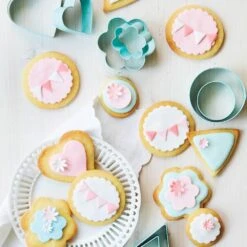 Cookie Cutters Set Of 8 -KitchenMaster Wiltshire Cookie Cutter 8 Piece 40359 HR 1 copy