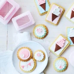 Dual Side Rectangle Cookie Cutters Set Of 3 - Pink -KitchenMaster Wiltshire Dual Sided Cookie Cutter 40369 40372 HR 3 copy