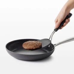 Oxo Good Grips Nylon Flexible Turner Large Black -KitchenMaster d0fbb943e6fa4fa8a4a8bdff527aef99