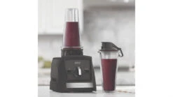 Ascent Series Blending Cup 600ml -KitchenMaster v063229 ascent blending cup black redsmoothie ls hr